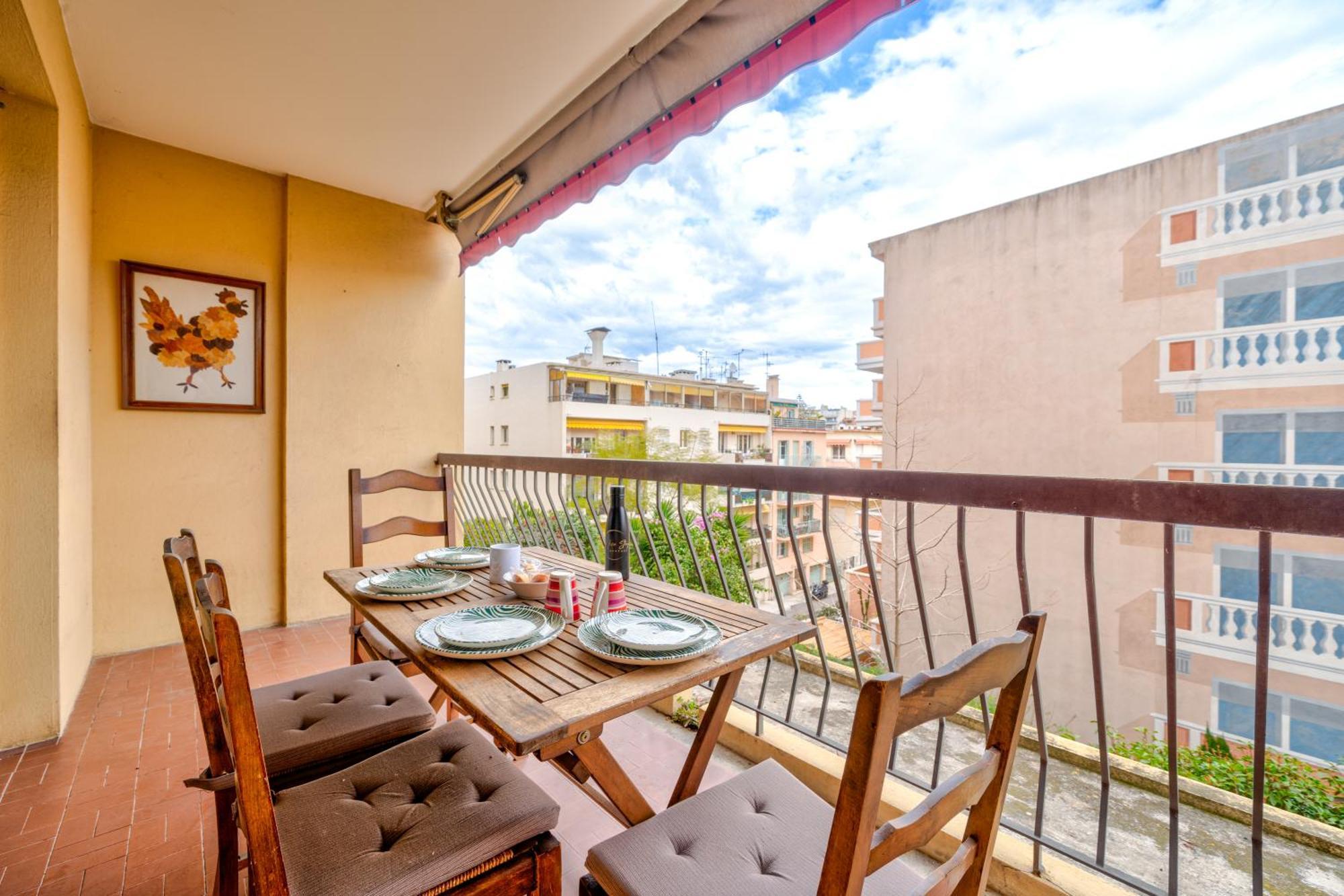 Grand 3 Pieces Calme - - Garage Appartamento