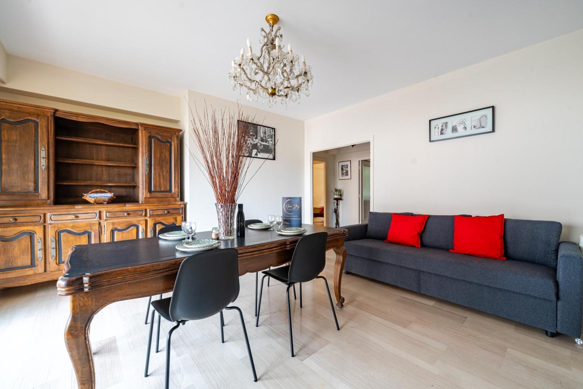 Grand 3 Pieces Calme - - Garage Apartment Nizza